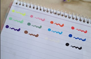 ماژیک اکرلیک