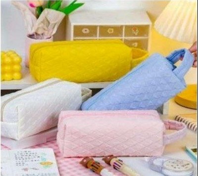 کیف لوازم آرایش و یا جامدادی بزرگ